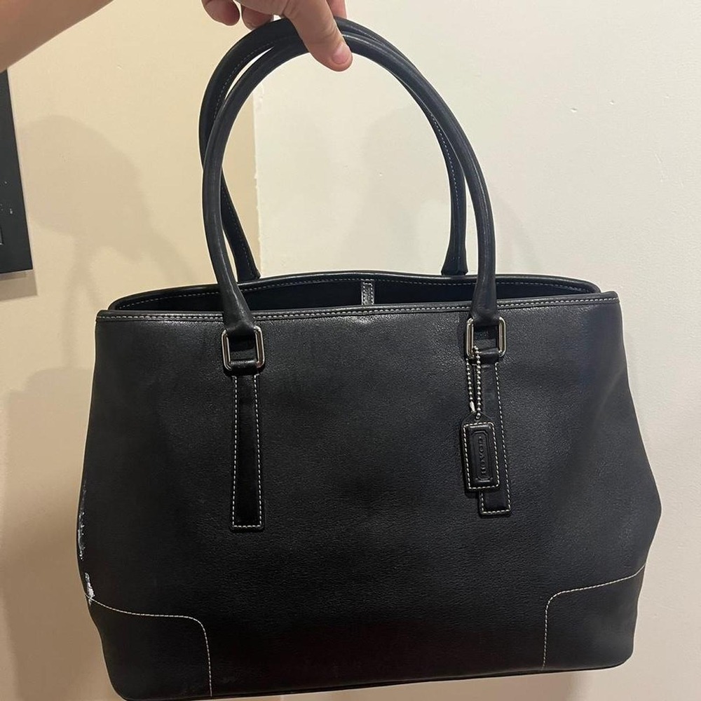 Y2K 2000s black leather Coach Hamptons Tote Shoulder Bag / Handbag